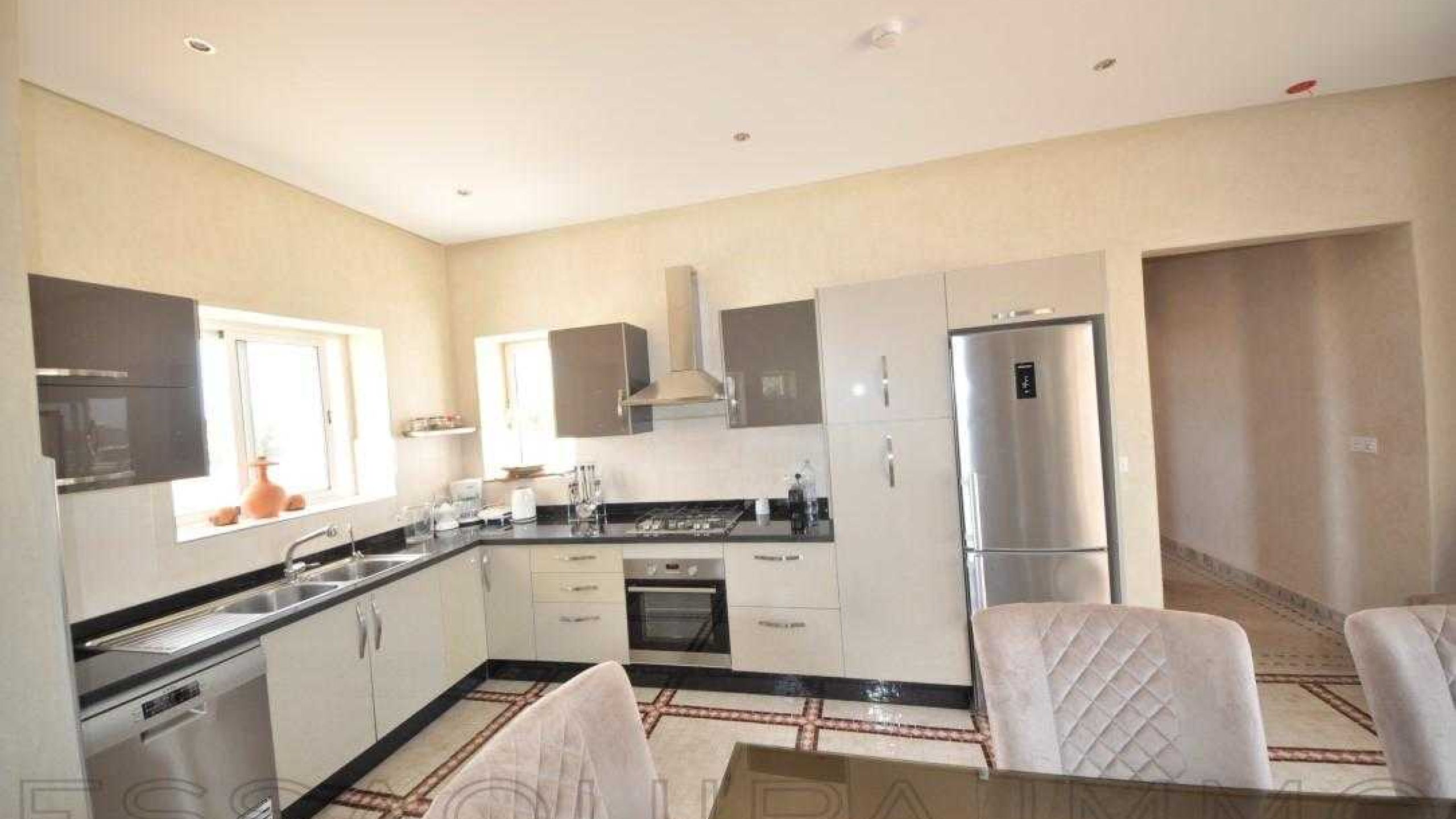 maison d'hôtes à 2 500€ /mois