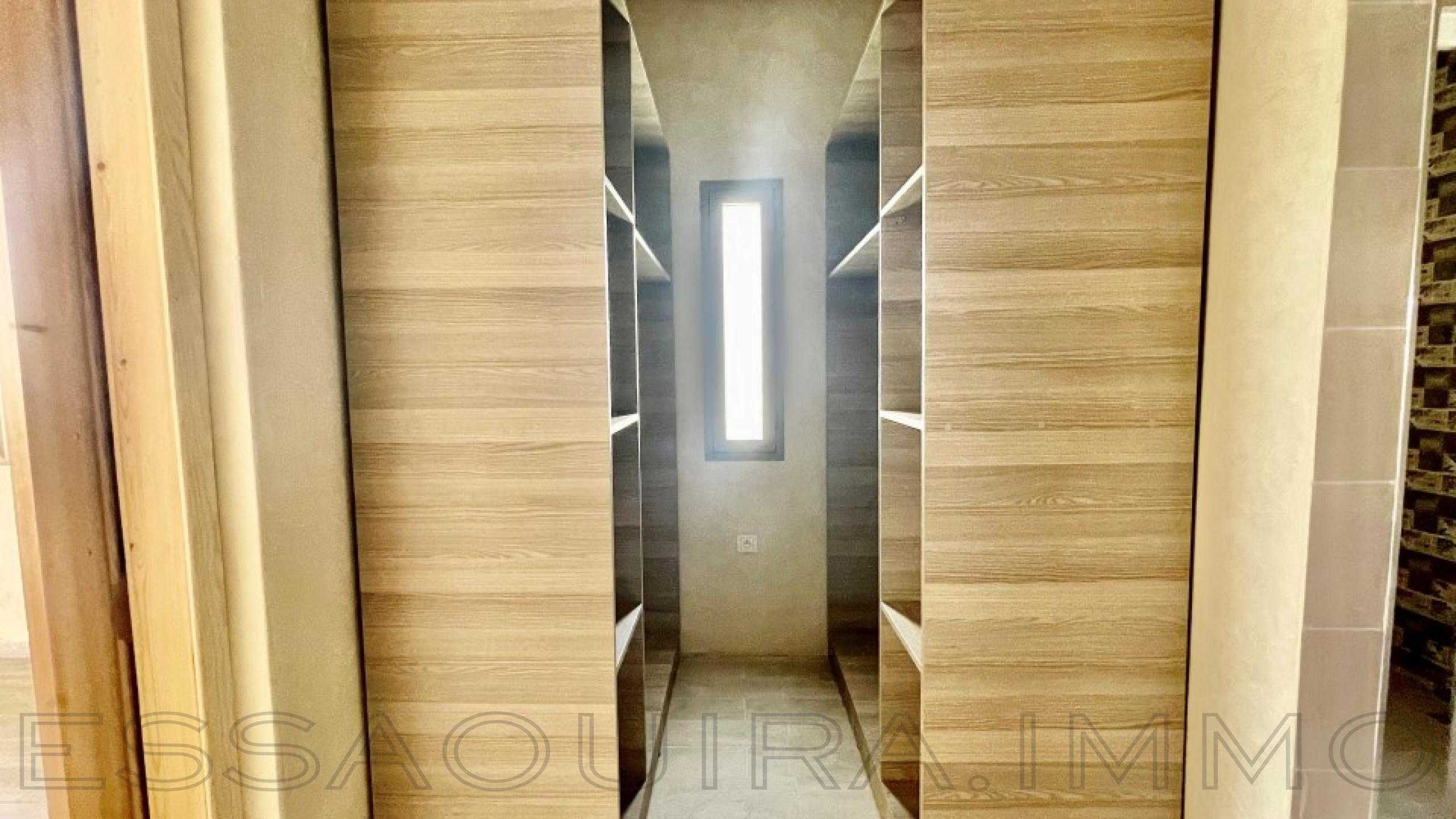 villa avec 3 chambres et 2 salles de bain